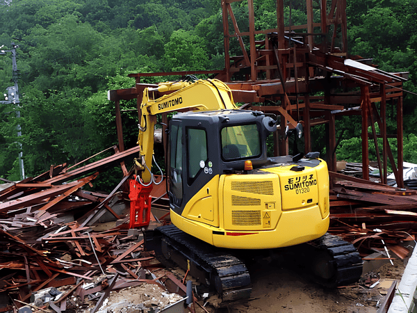 岩国市内一般家屋解体工事の模様