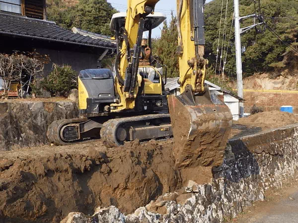 岩国市で石垣改修解体工事を行うヨネモト興産の米本代表