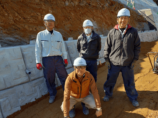 ヨネモト興産のスタッフ達